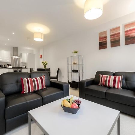 Roomspace Serviced Apartments - Nouvelle House Sutton  Esterno foto