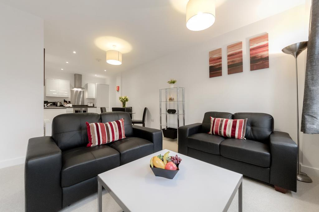 Roomspace Serviced Apartments - Nouvelle House Sutton  Esterno foto